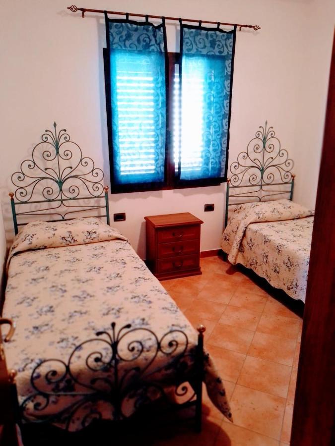 Residenza Rosa Maria Apartment Orosei Exterior foto